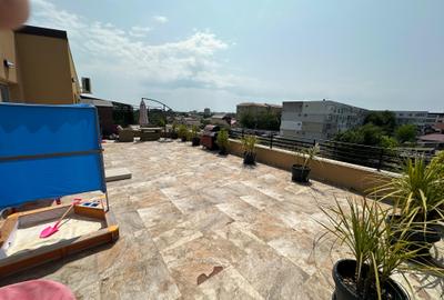 Apartament cu 4 camere decomandat, mobilat în Central