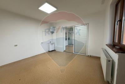 Spatiu comercial de inchiriat / Hipodrom - 1