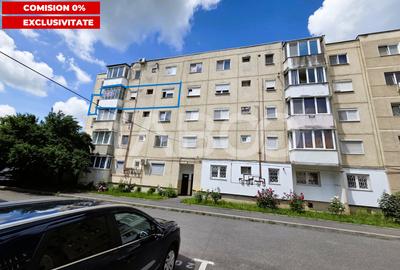 Apartament 3 camere semidecomandat 70 mp zona Bd Unirii etaju 3 - 1