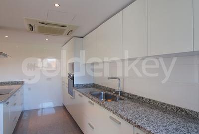 Apartament spatios cu 4 camere | 40mp terase | 3 locuri de parcare - 6