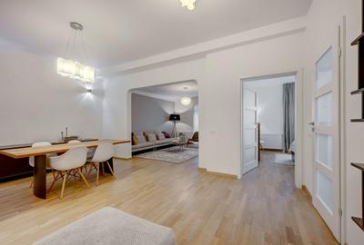 UNIQUE, 2 camere  LUMINOS 75 mp, ULTRACENTRAL, renovat  complet! - 2