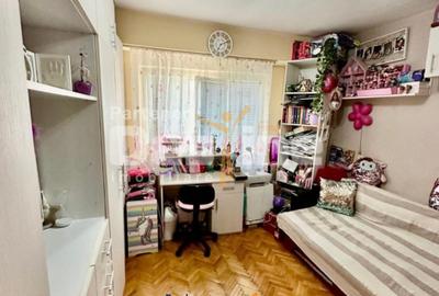 Apartament cu 2 camere decomandat, mobilat în Aradului