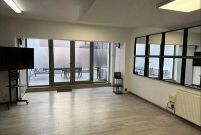 Unirii Închiriez spațiu birou recent modernizat terasa proprie 85 mp parter open - 2
