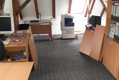 Casa zona 15 Noiembrie, 6 camere, suprafata 230 mp,teren 346 mp! - 20