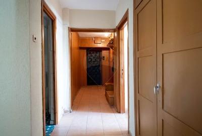 Apartament cu 4 camere de vânzare în zona Central - 15