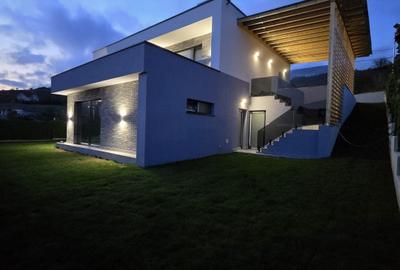 Casa individuala P+E, pompa de căldură, panouri fotovoltaice - 2