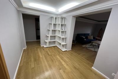 Apartament 3 camere dec, recent renovat – zona Centrală, str. C-tin Noica - 8