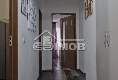 Apartament cu 3 camere, Calea București, etaj 3 - 4