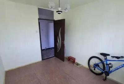 Centru Civic , 3 camere, decomandate, 77mp, 125000Euro - 4