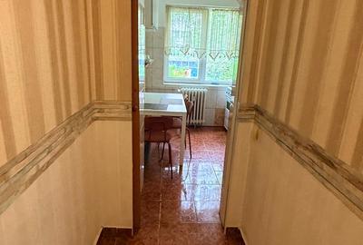 DRISTOR-METROU, 2 camere, etaj 1, decomandat, mobilat 420 euro - 9