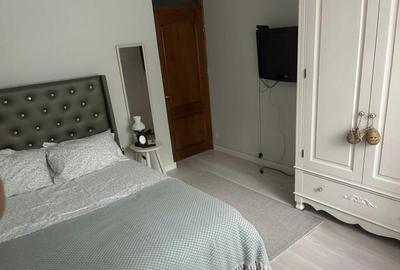 Vânzare apartament 3 camere zona Gorjului - 2