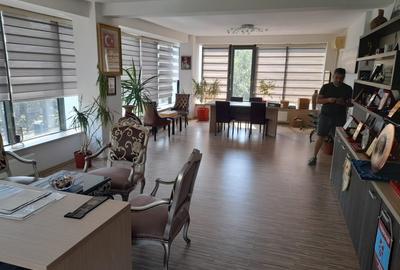 Apartament 4 camere decomandat-City Park