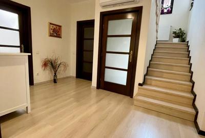 Casa individuală , 300mp utili, 500mp teren - 12