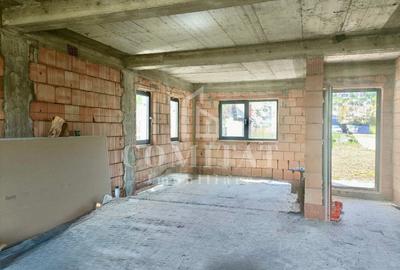 Casă individuală de vânzare | 4 Camere | 110 mp | Dezmir - 1