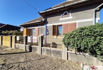 Casa de vanzare in Teius - 2