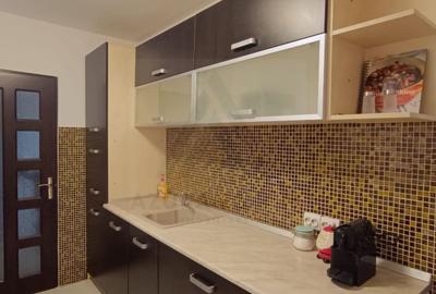 Apartament renovat 3 camere 66 mp utili 2 balcoane 2 bai zona Turnisor - 6