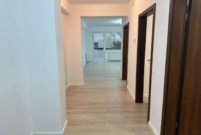 Garsoniera mare in bloc cu apartamente in Drumul Taberei - 1