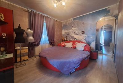 Casa individuala cu piscina. P+1+M. zona foarte buna - 29