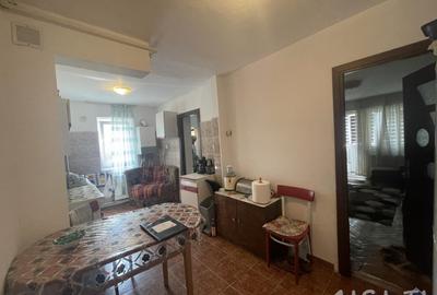 Apartament 3 Camere, Etaj 4, Strada Aleea Teilor - 14