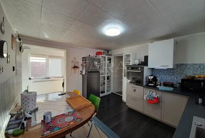 Se vinde casa in Apahida zona bună ! - 1