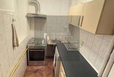2 camere decomandat - Strada Reșița /  Huedin - 9