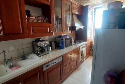 Apartament -5 camere -decomandat-Zona Fundeni - 17