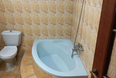 Apartament 3 camere, 90mp, 2 bai, 2 balcoane, Frunzisului - 11