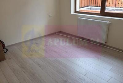 Apartament 2 camere, parter, de vanzare in Busteni - 4