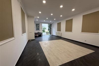 Spatiu comercial zona Oasului 86-90 - 1