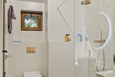 Vilă unică cu grădină generoasă și piscină / 4 locuri de parcare - 41