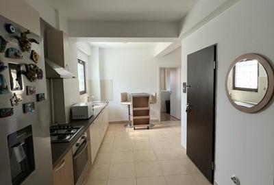 Decebal-adiacent, 2 camere bloc 2012, - 2