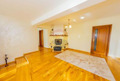 VILA CU TEREN GENEROS DE VANZARE/SCHIMB CU CASA - 4