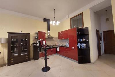 PRET REDUS! Apartament la cheie pe Bv. Revolutiei - 4