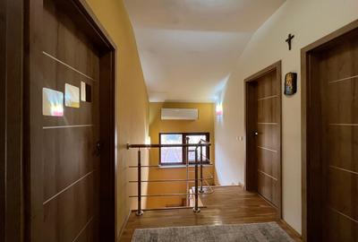 De vanzare | Casa Individuala | 154 mp | Transylvania College | Strada Privata - 9