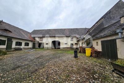 Casa saseasca plina de istorie in sat Nou judetul Sibiu - 1