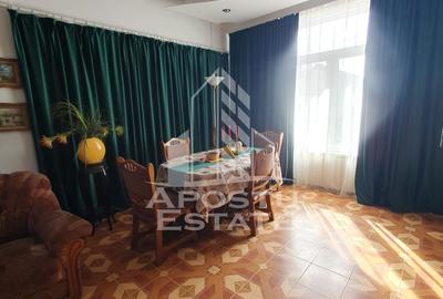 Casa individuala de vanzare pretabila pentru pensiune, Giarmata - 2
