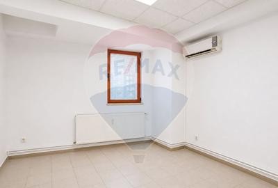 Spațiu birouri (4-5) de 130mp de închiriat în zona Calea Plevnei - 10