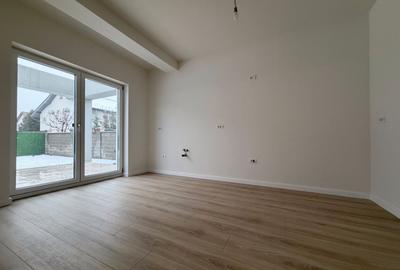 Casa / Spatiu Comercial - 150 mp - 2000 Euro - 5