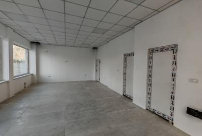De închiriat – spațiu comercial, Str. Crinului - 9