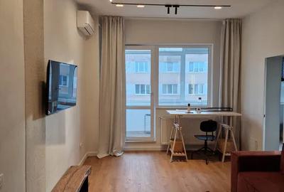 Apartament cu 2 camere semidecomandat în Gruia