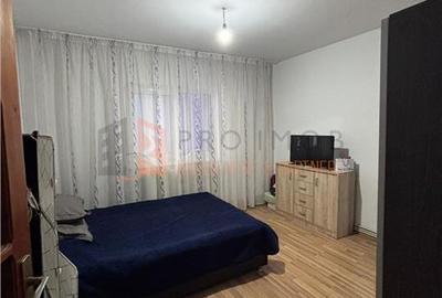 Apartament 3 camere cf 1 decomandat zona Micro 3 - 5