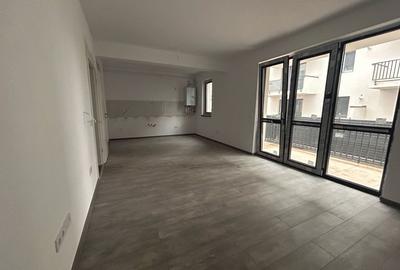 Apartament cu 3 camere decomandat în Periferie