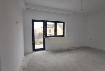 Casa individuala  P+1+Pod - 350 mp teren-STR.SCOLII - 33