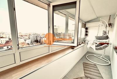 Garsonieră nedecomandată, mobilată în P-ța Victoriei