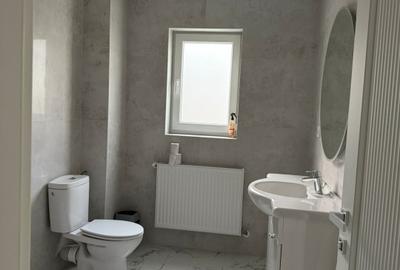 CASA ELEGANTA CU TEREN 1500MP,ZONA PETROM - 11