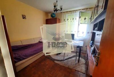Apartament decomandat 3 camere str Hategului Strand - 2