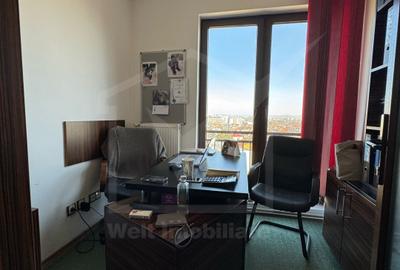 Apartament 4 camere, ultrafinisat, mobilat pentru birou, panorama unica ! - 13
