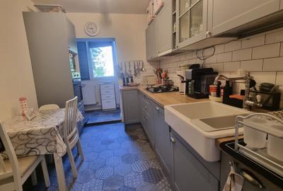 Apartament 4 camere, centrală proprie, parcare, 5 min metrou Apărătorii Patriei - 13