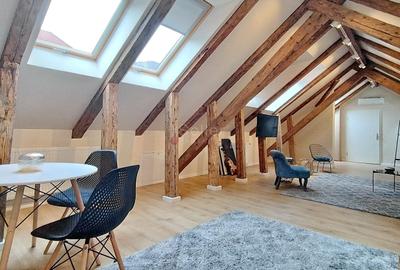 Apartament cu 2 camere semidecomandat în Centrul Civic