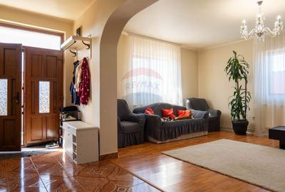 Afumati - vanzare casa si anexe cu teren intravilan, suprafata 700 mp - 3